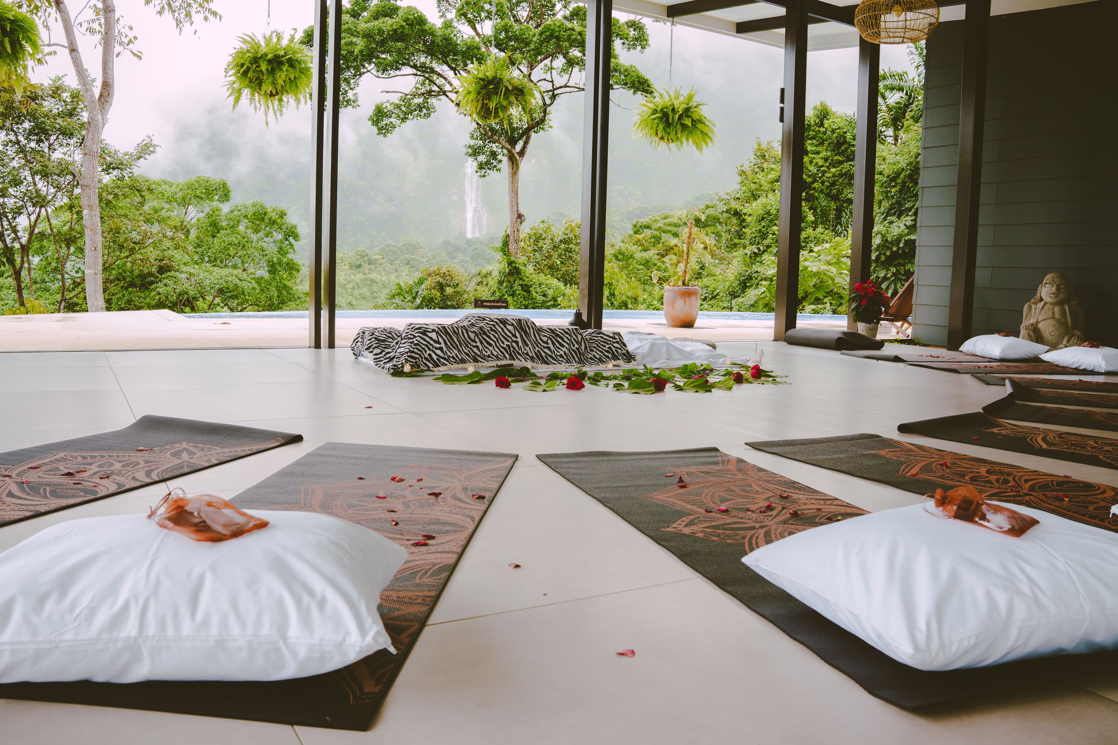Yoga studio overlooking the Diamante Watefalls at Vahra Jahra Retreat Center